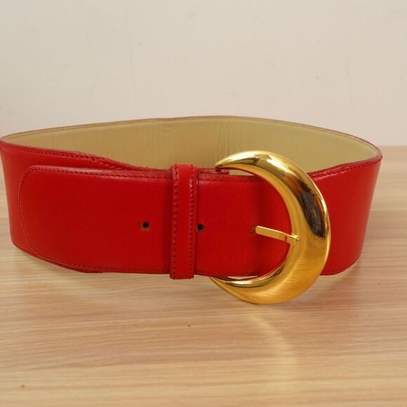 VALENTINO GARAVANI Belt Women 65 26 XS‎ Red Wide Leather Gold Buckle Chunky Wide